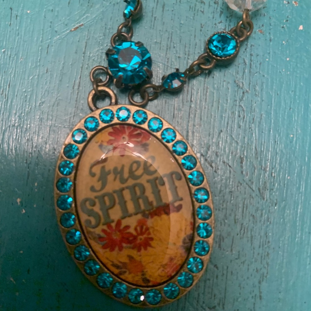 Beaded “free spirit“ necklace